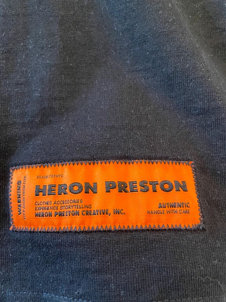 Orginal Heron Preston T-Shirt❗️❗️ in Waldkraiburg