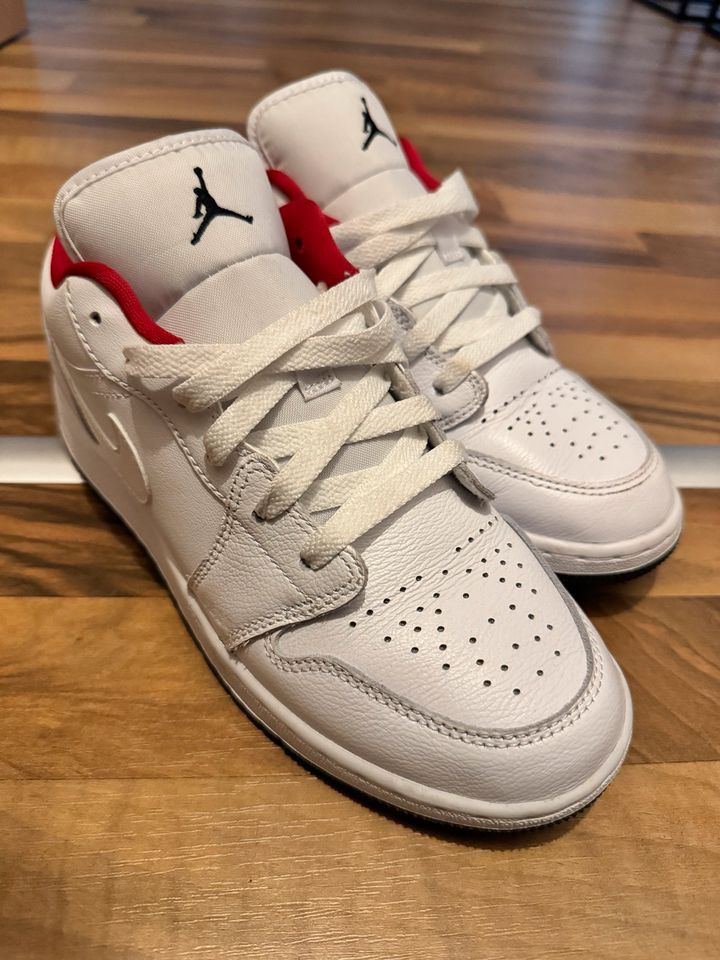 Nike Air Jordan neu in Mönchengladbach