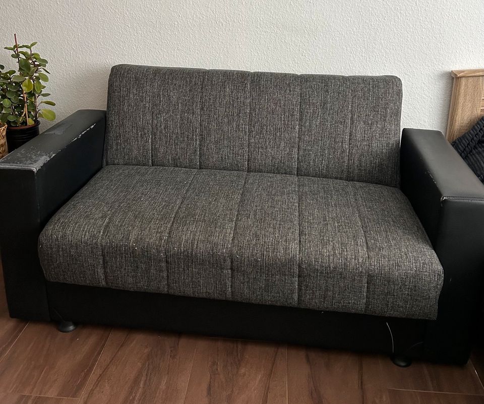 Sofa zum verschenken in Essen