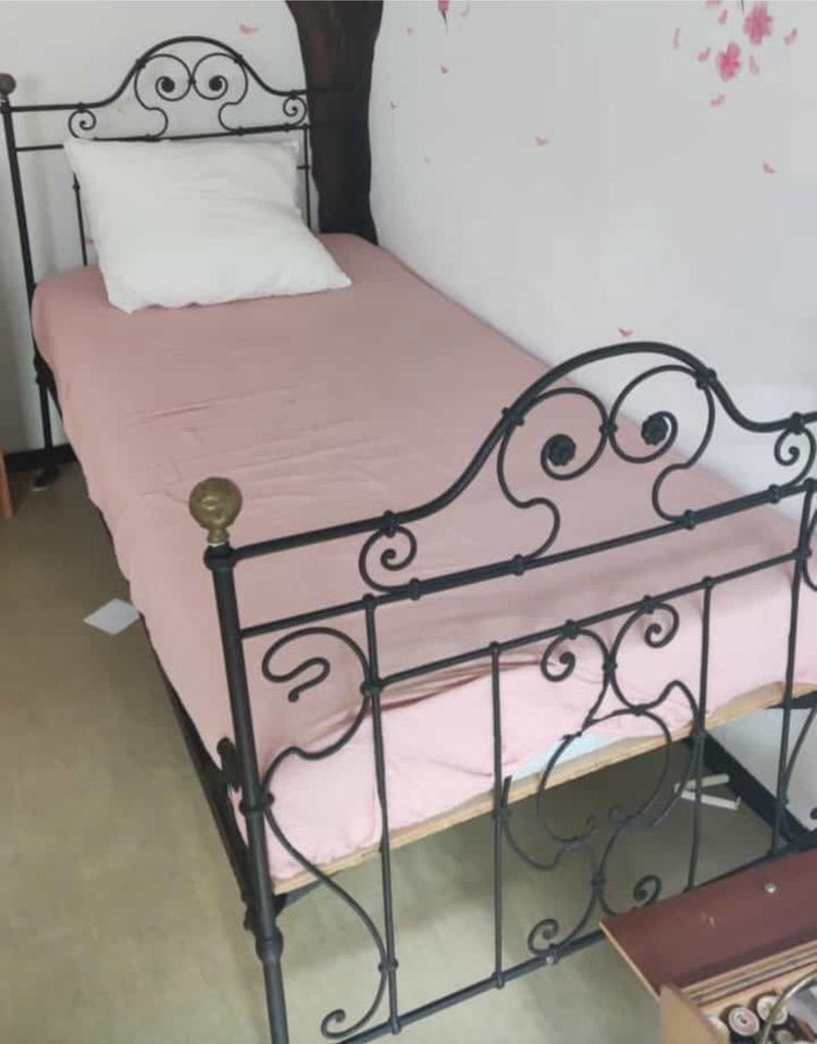 Metallbett 90cm vintage Prinzessin in Lampertheim