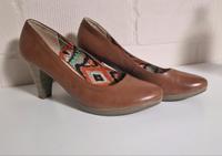 STREET Leder Pumps Gr 41 hellbraun NEU Niedersachsen - Vechelde Vorschau