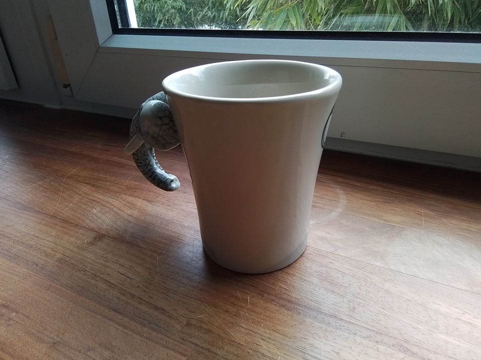 Tasse Elefant lustig originell Rüssel in Hamburg