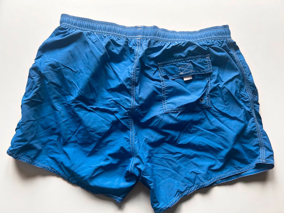 Badeshorts von Pierre Cardin XL in Düsseldorf