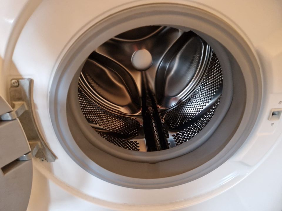 Waschmaschine Bosch neuwertig in Lübeck