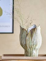 extravagante Vase/ Dekovase von Bloomingville/ Tulpenform Köln - Lindenthal Vorschau