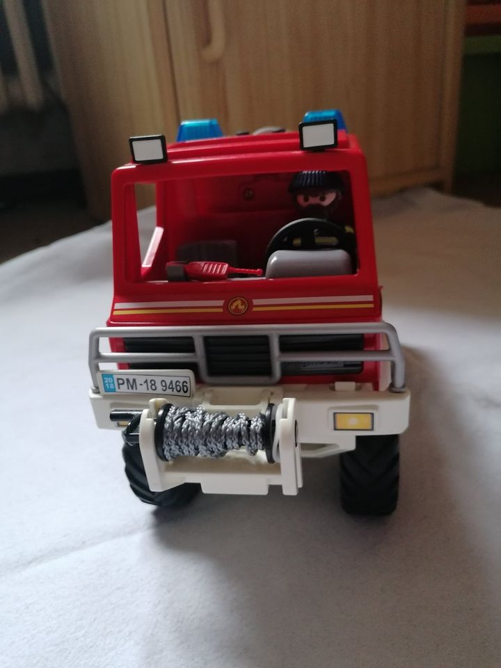 Playmobil Feuerwehrtruck in Berlin