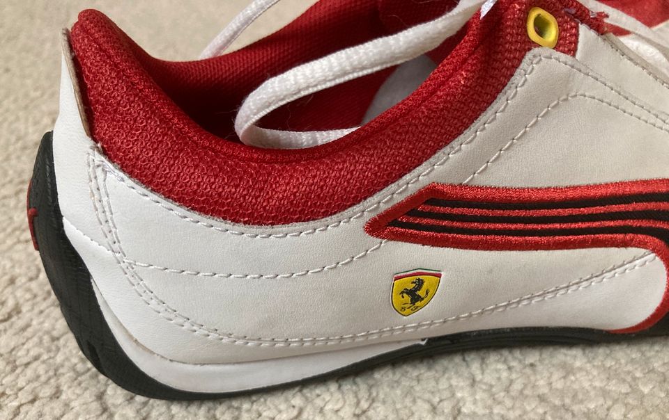 Ferrari Sneaker von Puma EU 39 UK 6 in Bremen