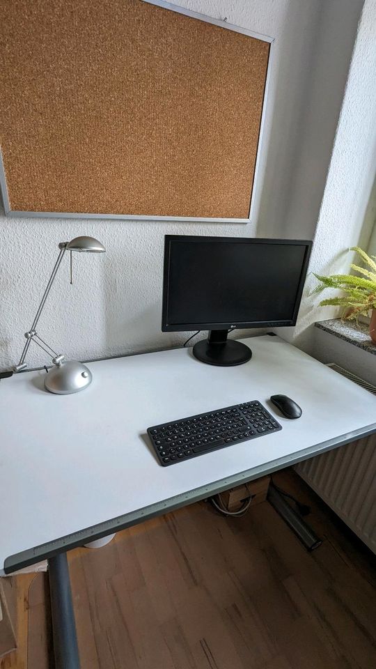 Schreibtisch in Dresden