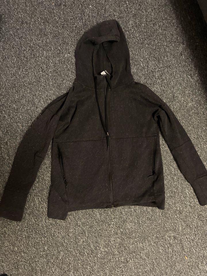 NEU! Adidas Zipper, Jacke, Strickjacke in Gettorf