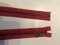 Roter Reißverschluss - Metall Zipper - 74cm Schleswig-Holstein - Boren Vorschau