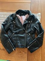 Kunstlederjacke Bikerjacke Lederjacke Only 36 S. Schwarz Hessen - Hadamar Vorschau