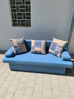 Schlafcouch mit Bettkasten und Kissen. Gästebett Bayern - Höslwang Vorschau