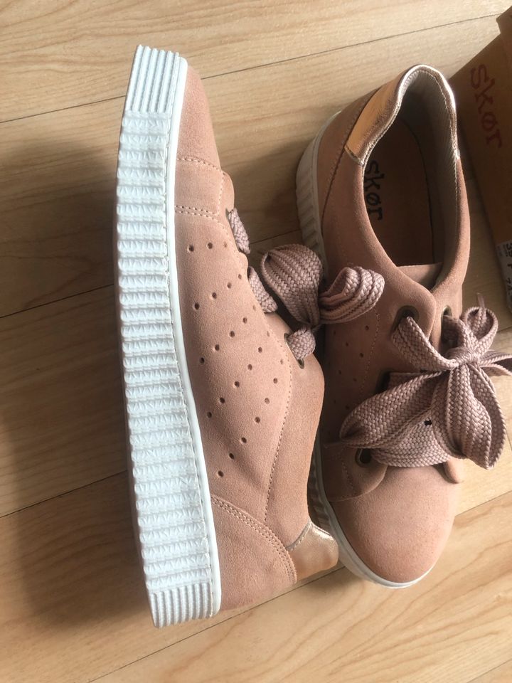 Skør von Görtz Sneakers 39 Neu in Wiesbaden