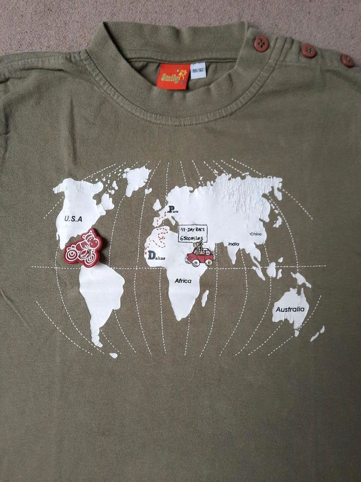 T-Shirt Größe 86/92 mit Knopfleiste am Kragen in Treuchtlingen