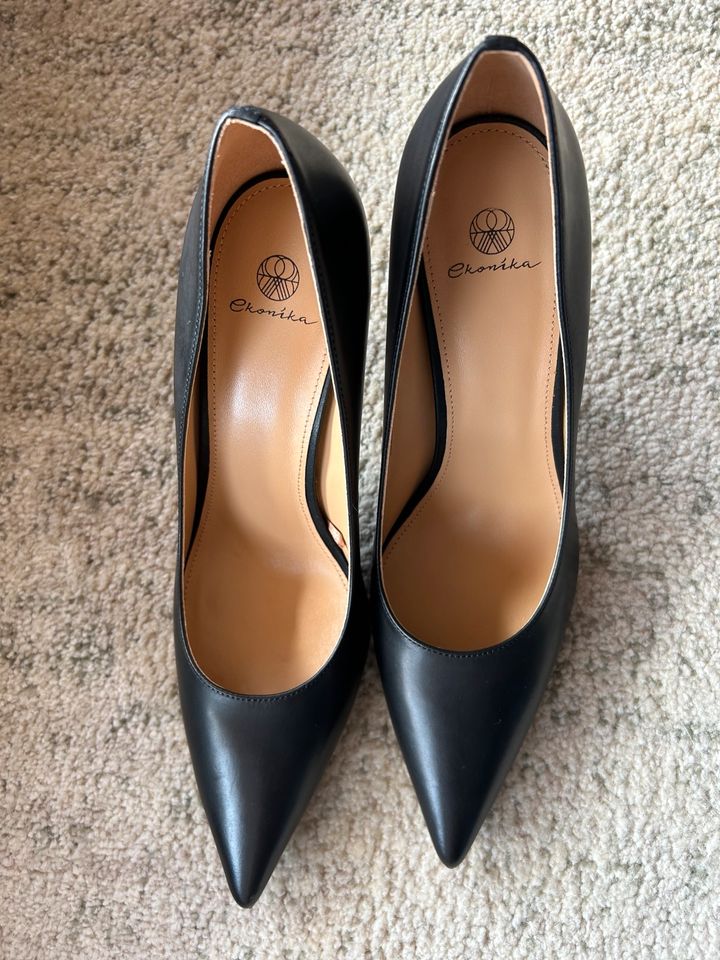 ekonika Pumps/Highheels, Gr. 40, echt Leder, schwarz in Trostberg