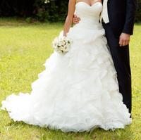 Brautkleid / Hochzeitskleid in Farbe ivory inkl. Stola, Größe 38 Baden-Württemberg - Albershausen Vorschau