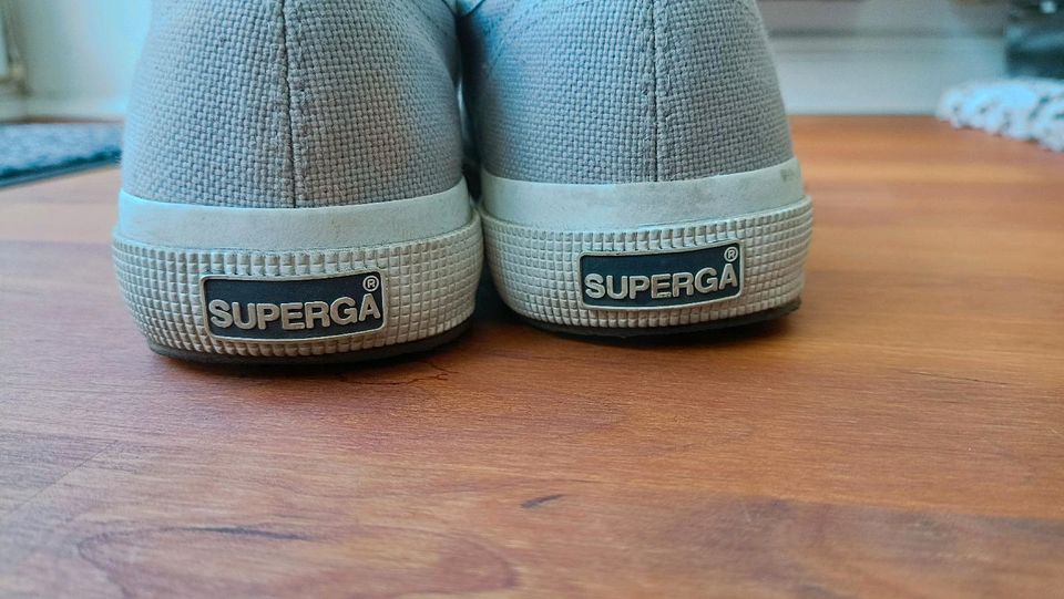 Superga Sneaker hellgrau in Hamburg