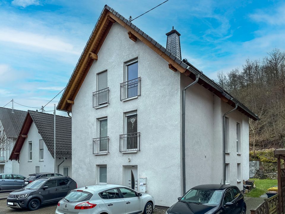 #KOMINOS IMMOBILIEN# Attraktives 3-Familienhaus mit voller Vermietung in Lennestadt