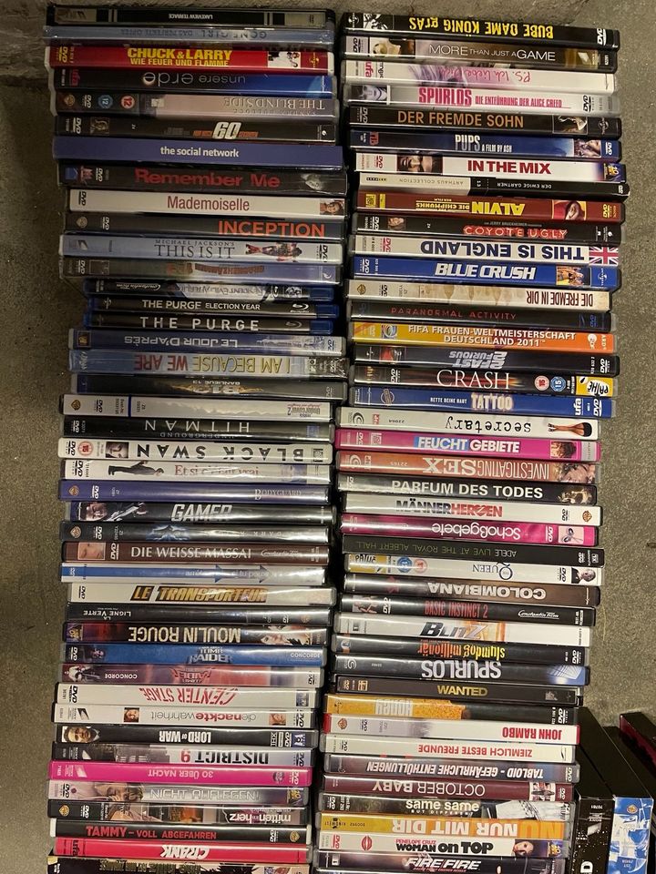 148 DVD Filme Auflösung / Sammlung in Bochum