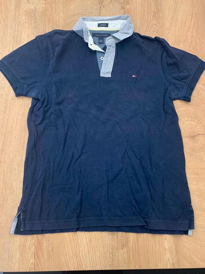 Tommy Hilfiger diverse Polo Shirts Herren S + M in Borken