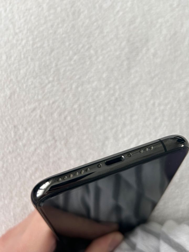 iPhone 11 Pro 256GB Space Gray in Essen