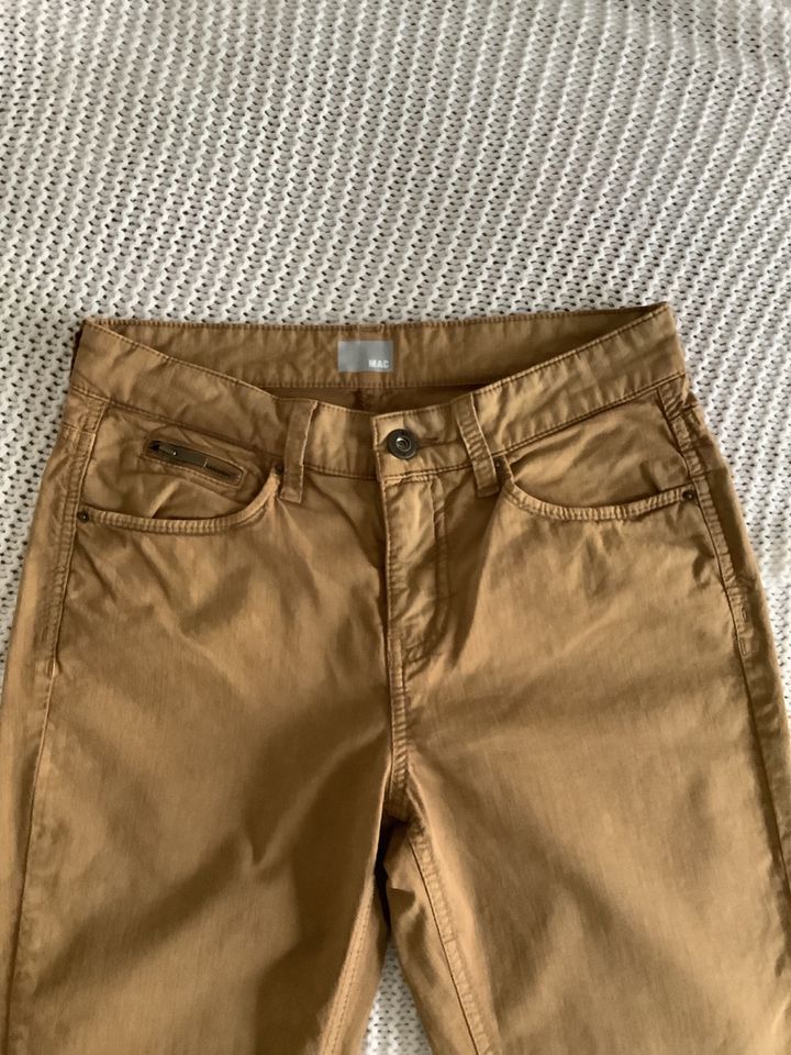 MAC farbige Jeans Hose Gr. 34 Curry Ocker Mac in Bochum