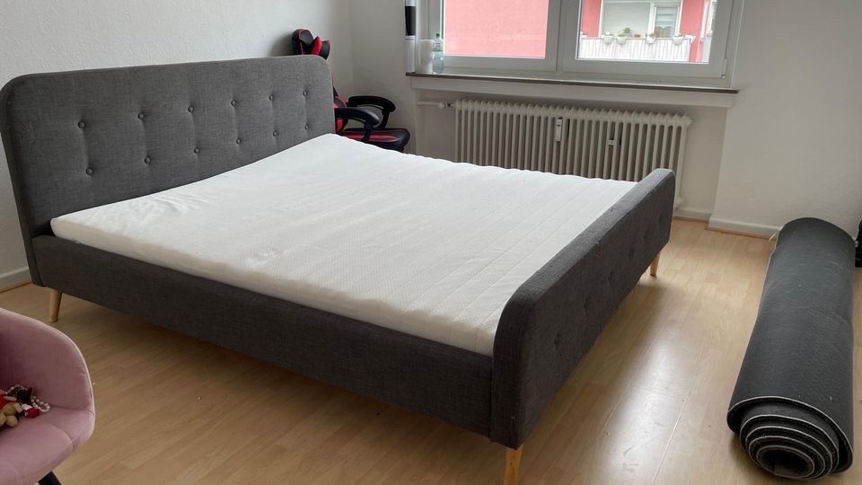 180x200 Bett mit Matratze in Mülheim (Ruhr)