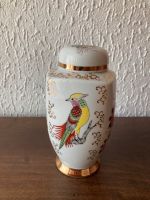 Kleine Porzellan Deckelvase Vogel (Japan) Hessen - Friedberg (Hessen) Vorschau