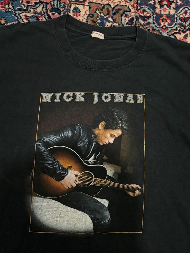 Vintage Nick Jonas Tour Shirt in Ludwigsburg