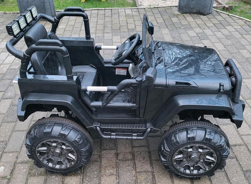 Kinderauto Jeep elektrisch in Genthin