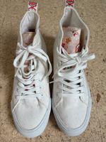 Desigual Chucks weiß Größe 39 Schleswig-Holstein - Rehhorst Vorschau