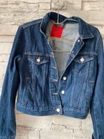 Pull &  Bear Jeansjacke mit Volants S Köln - Rodenkirchen Vorschau