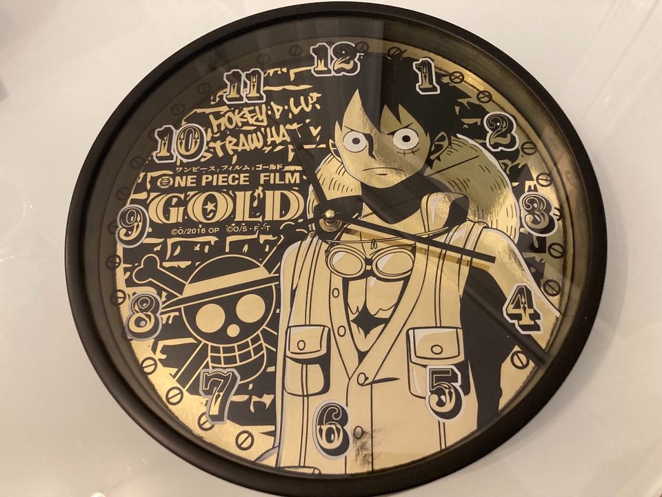 Originale One Piece Gold Film Wanduhr Uhr *Neuwertig* in Zossen