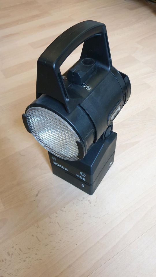 Bosch HSE 5 Spezialumbau Lampe Leuchte Bundeswehr Handlampe in  Nordrhein-Westfalen - Borgholzhausen | Lampen gebraucht kaufen | eBay  Kleinanzeigen ist jetzt Kleinanzeigen