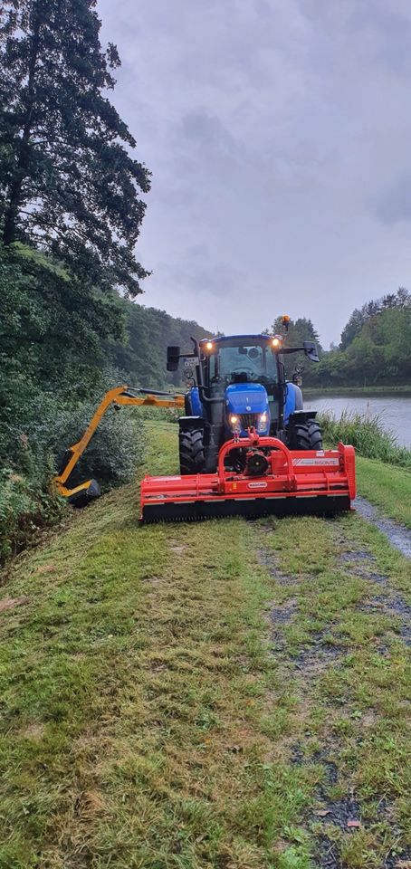 Mulcharbeiten Wegerandpflege Gewässerpflege Mulchen Wildschäden in Oberelbert