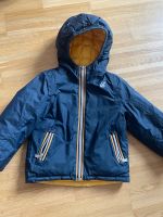 Kway Daunenjacke Regenjacke Grosse 104 München - Maxvorstadt Vorschau