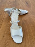 Gabor Sandalen Gr. 39 / 6 *NEU* perlmutt weiß Sandaletten Kr. München - Putzbrunn Vorschau