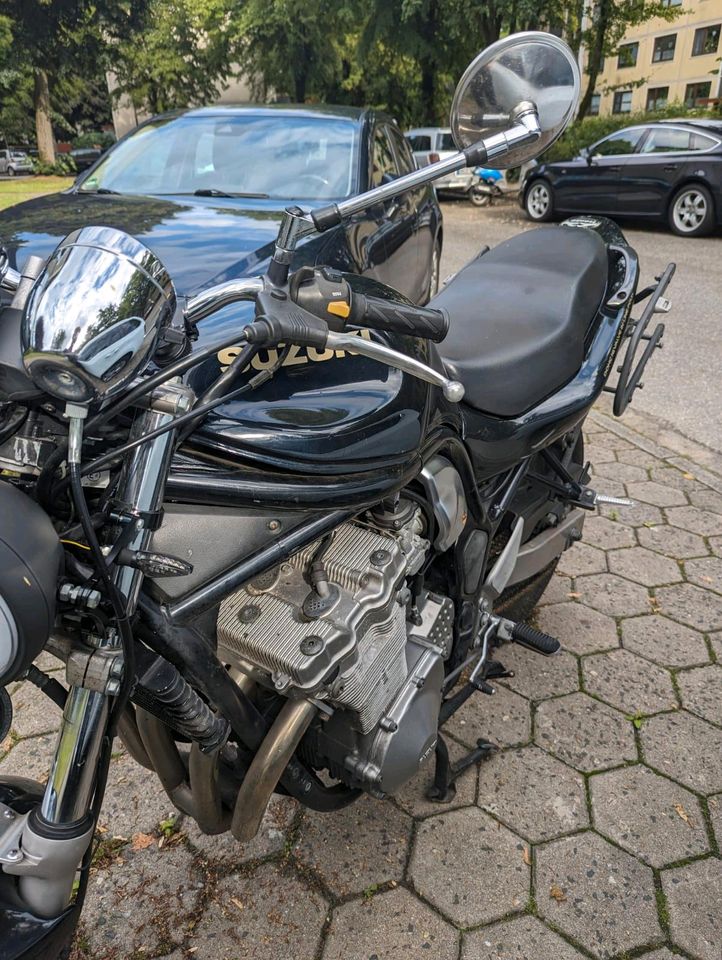 Suzuki GSF 600 S Bandit mit Zubehör in Hamburg