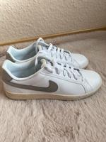 Nike Schuhe ungetragen Rheinland-Pfalz - Montabaur Vorschau