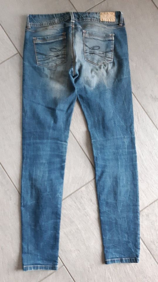 Jeans Esprit Skin Fit blau Gr. 30/32 in Siegen