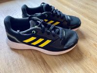 Adidas Sneaker Jungs Turnschuhe schwarz gelb 34 Hamburg-Mitte - Hamburg St. Georg Vorschau