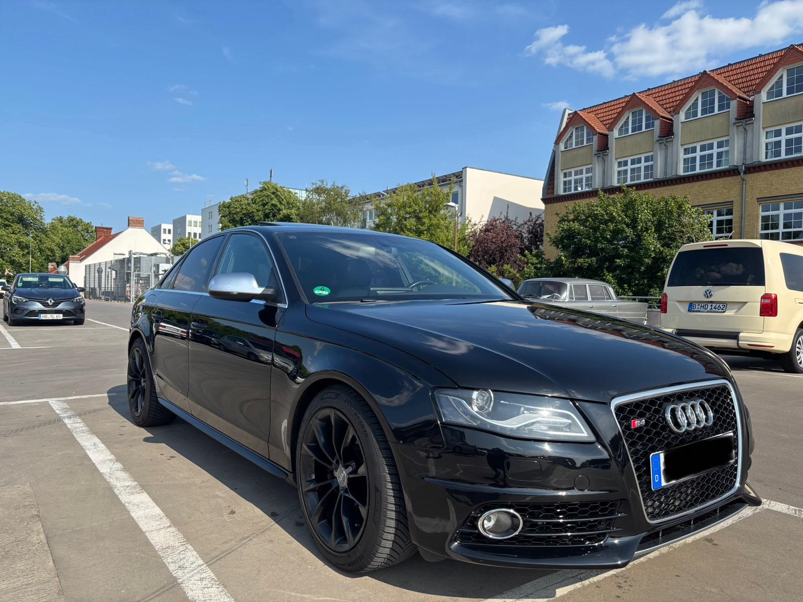 Abbildung des Autos AUDI S4 B8 3.0 TFSI S-Tr…