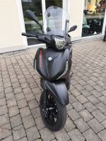 Piaggio Beverly 400 i.e Deep Black sofort verfügbar. Bayern - Petting Vorschau