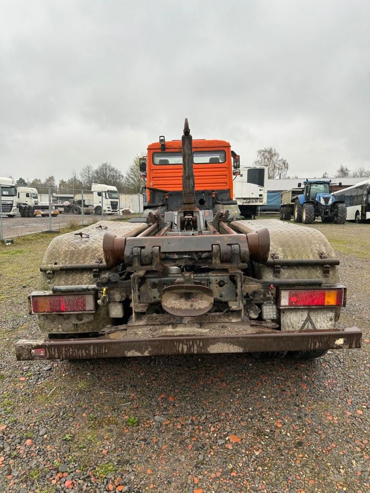 MAN T48 6x4 (Blatt-Blatt) Absetzkipper Meiler in Hamburg