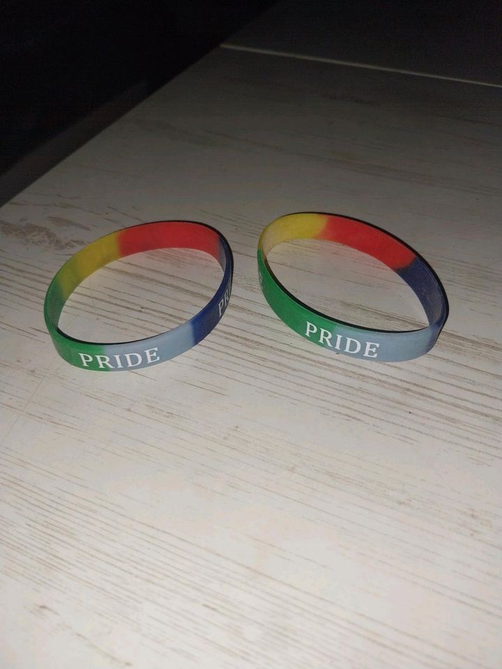 ARMBÄNDER Pride Neu! in Lünen