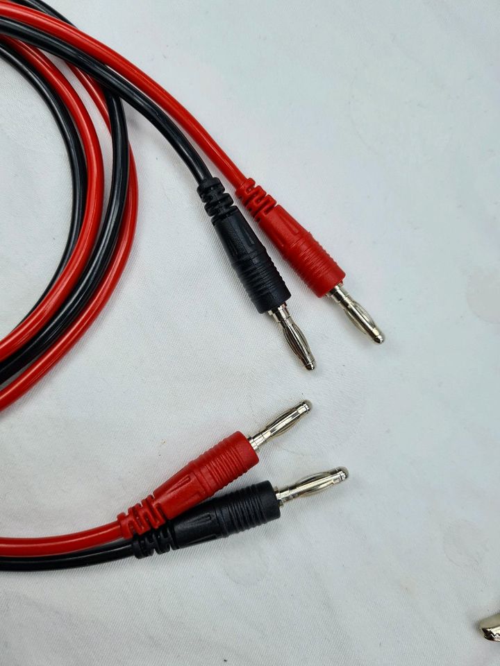 Cleqee 4mm Bannenenstecker Kabel Mess-/Testleitung Krokodil in Schwaikheim