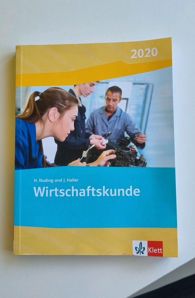 Lehrbuch Wirtschaftskunde in Braunsbedra