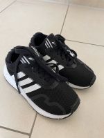 Adidas, Schuhe, Größe 30, Farbe schwarz, Junge Baden-Württemberg - Leinfelden-Echterdingen Vorschau