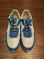 Clae-Sneaker-Vegan-, Gr. 42, beige/blau München - Au-Haidhausen Vorschau