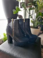Plateau Stiefeletten Schwarz 41 Niedersachsen - Wolfsburg Vorschau